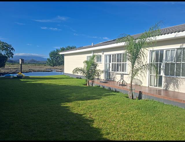 3 BEDROOM HOUSE FOR SALE IN RIVERSIDE